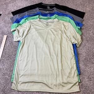 Real Essentials Men’s T Shirt Bundle size Large NEW